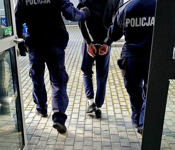 Podkarpacie. Nastolatkowie pobili 45-latka. Mężczyzna nie żyje!