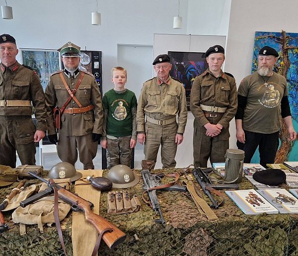 „Historia w plenerze” w Mielcu. Premiera wystawy o I Dywizji Pancernej gen. Maczka