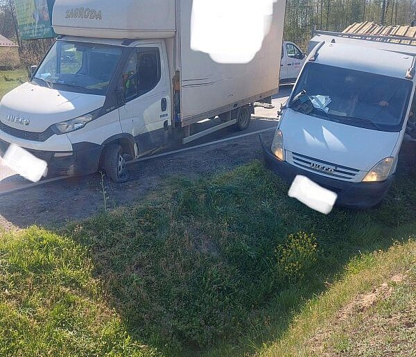 Zderzenie dwóch aut – ruch wahadłowy w stronę Mielca