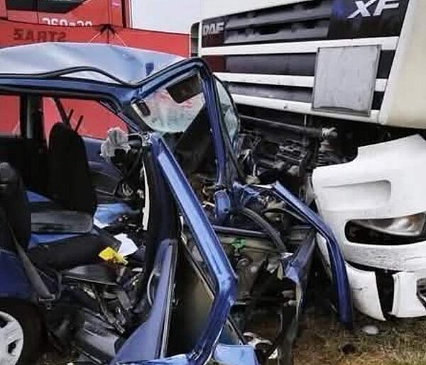 Tragiczny wypadek pod Mielcem. Nie żyją trzy osoby