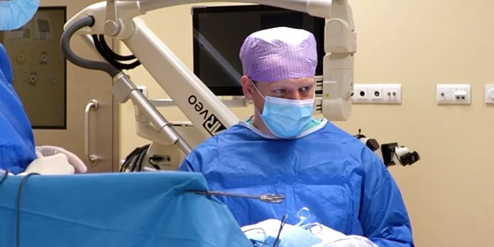 Sukces neurochirurga z Mielca! Wszczepił pierwszą taką zastawkę