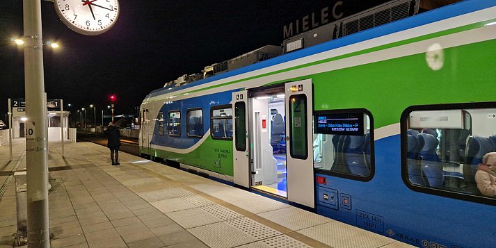 Nowy rozkład jazdy PKP: 3 minuty i mielczanie tracą kluczową przesiadkę na Kraków