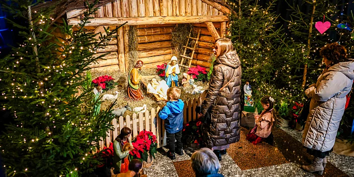 Kościół katolicki 25 grudnia obchodzi uroczystość Narodzenia Pańskiego [ZDJĘCIA SZOPEK]