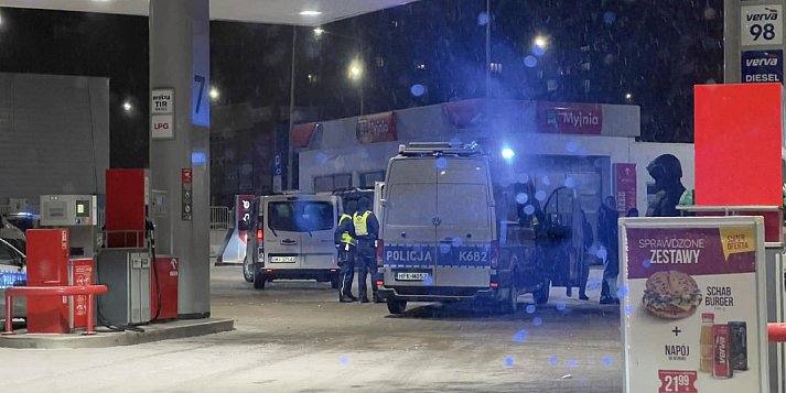 Awantura na Orlenie, sześć patroli na miejscu