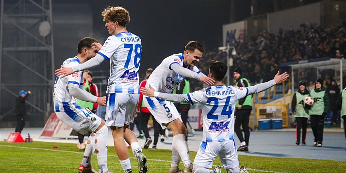 STAŁO SIĘ! Stal Mielec rozgromiła GKS Tychy i wraca do gry o utrzymanie! [FOTO]