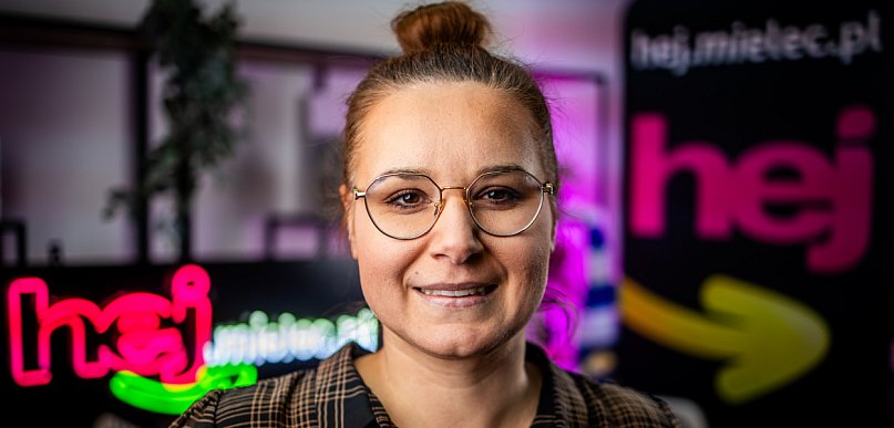 ANNA TOCZEK: prezes Stowarzyszenia DLA WAS, o wspieraniu LUDZI NIEZWYKŁYCH