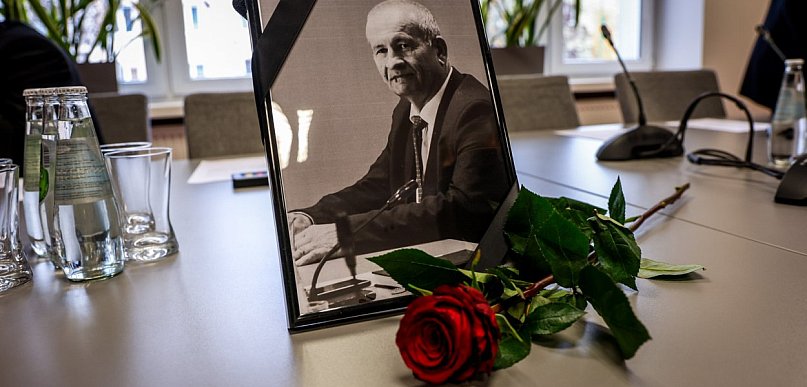 Radni upamiętnili zmarłego kolegę Stanisława Kagana [FOTO]