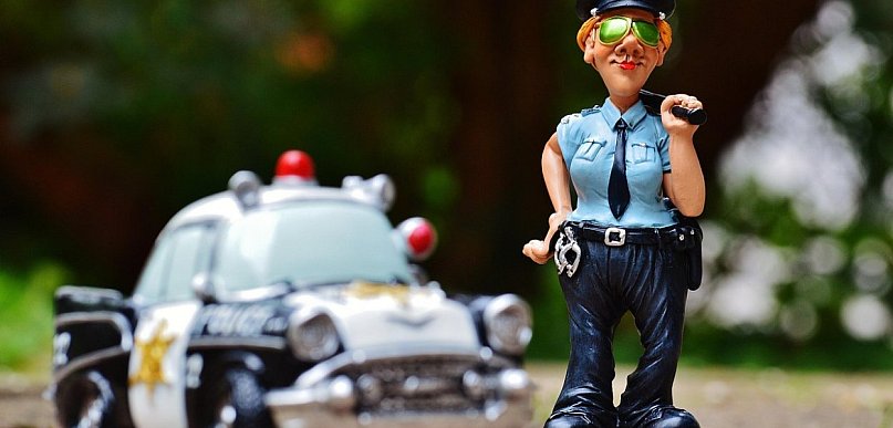 Za co kierowca w Mielcu może otrzymać mandat i ile za to zapłaci?