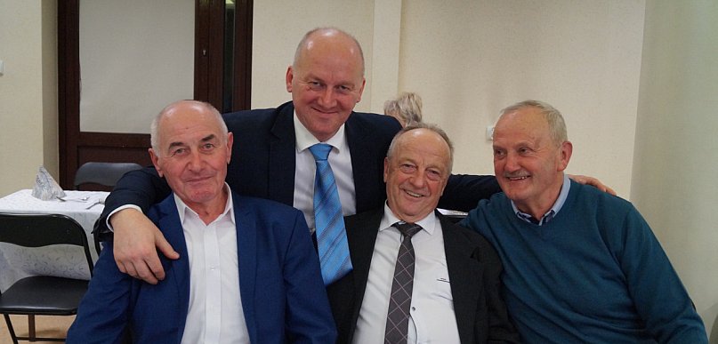 W Borowej wiek to tylko liczba. Świętowali Gminny Dzień Seniora [FOTO]