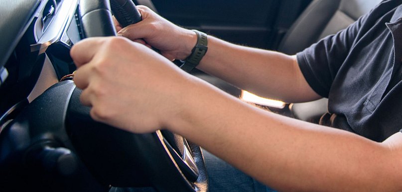 Kierowca volkswagena pijany i z sądowym zakazem prowadzenia