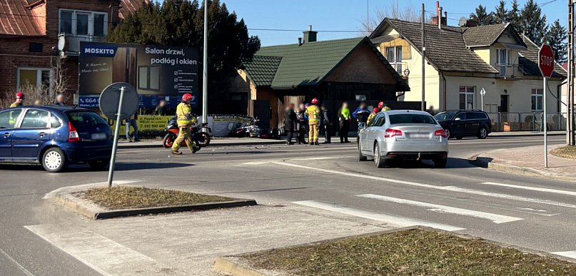 Weekend na mieleckich drogach: wypadek i 10 kolizji