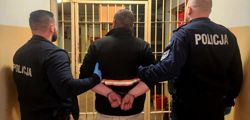 Napadł na stację, ukradł pieniądze, zniszczył samochody. Jest areszt