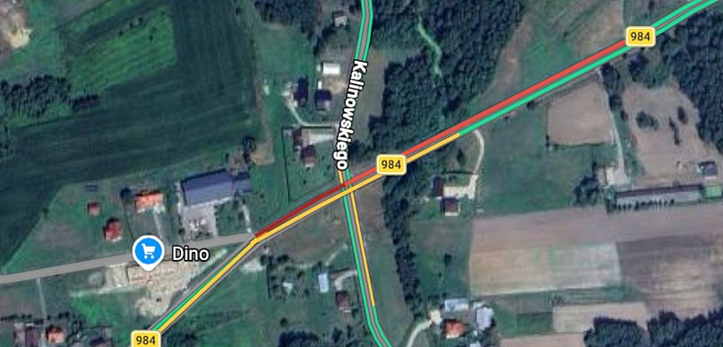 Skrzyżowanie Dulcza - Żarówka: bus w rowie, utrudnienia