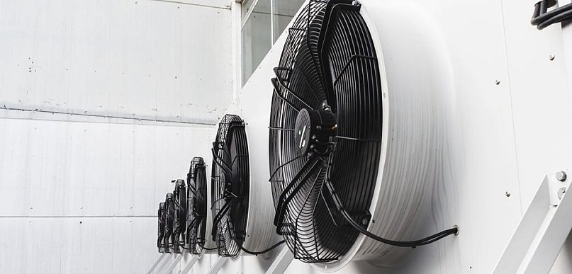 Montaż klimatyzatorów jako praktyczna ścieżka do zawodu z przyszłością