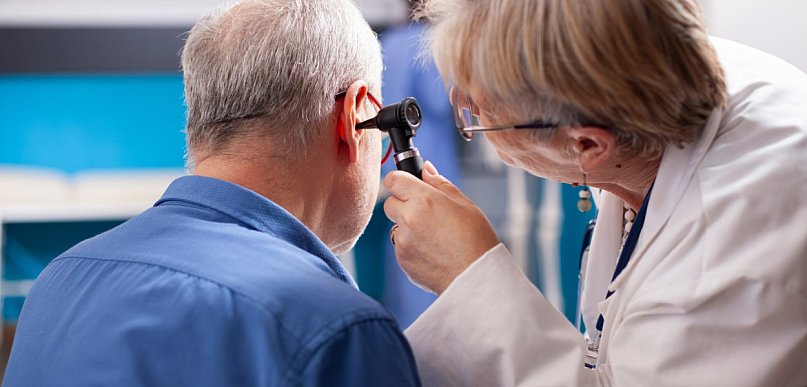 Jak wygląda wizyta u laryngologa i jakie badania można zrobić od ręki?
