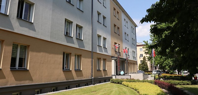 W Wielki Piątek krótsze godziny pracy starostwa