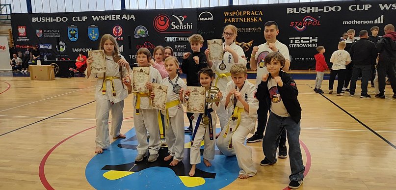 Mocny występ mieleckich karateków. Osiem medali na BUSHI-DO CUP