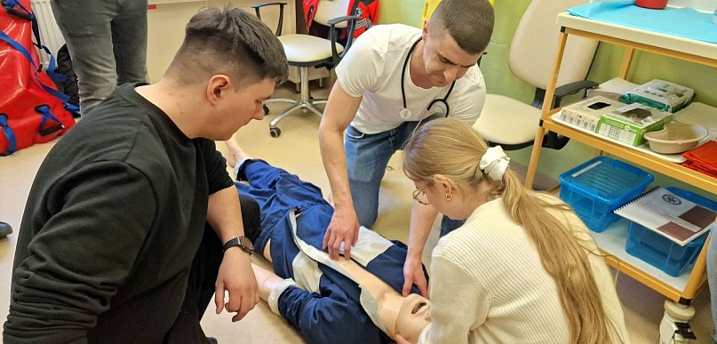 Ratownicy szkolą się w Mielcu. Trwają specjalistyczne zajęcia dla medyków