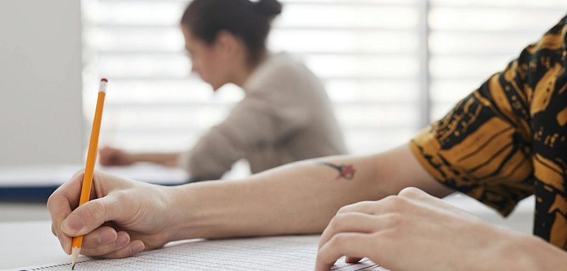 Jak skutecznie przygotować się do najważniejszych egzaminów?