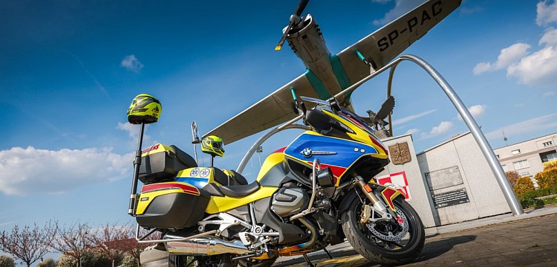 Motocykliści opanowali Radomyśl! Huczne otwarcie sezonu i pomoc dla Huberta