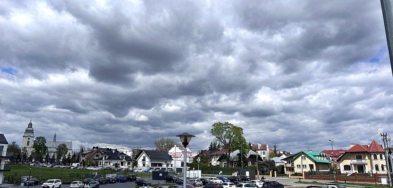 Bulwary po zmroku: hałas, bójki i interwencje policji