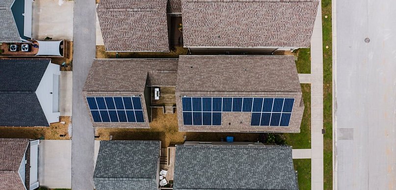 Fotowoltaika w mieście – szybki sposób na ocenę opłacalności