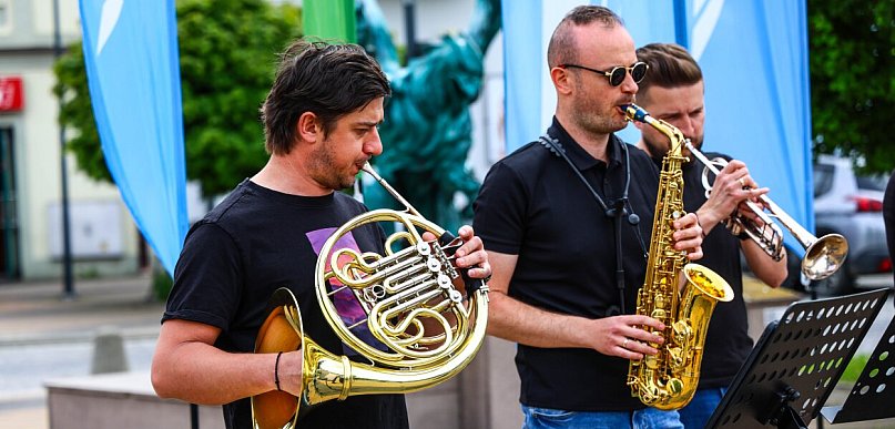 Mini koncert na mieleckim Rynku promował wyjątkowe wydarzenie