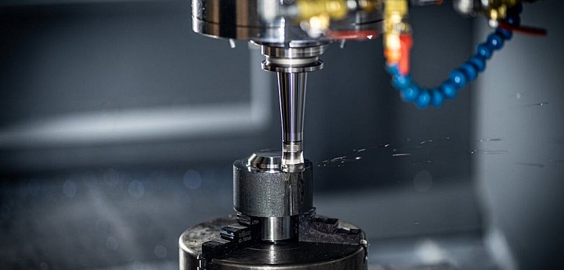 Automatyzacja i robotyzacja produkcji CNC w Mielcu