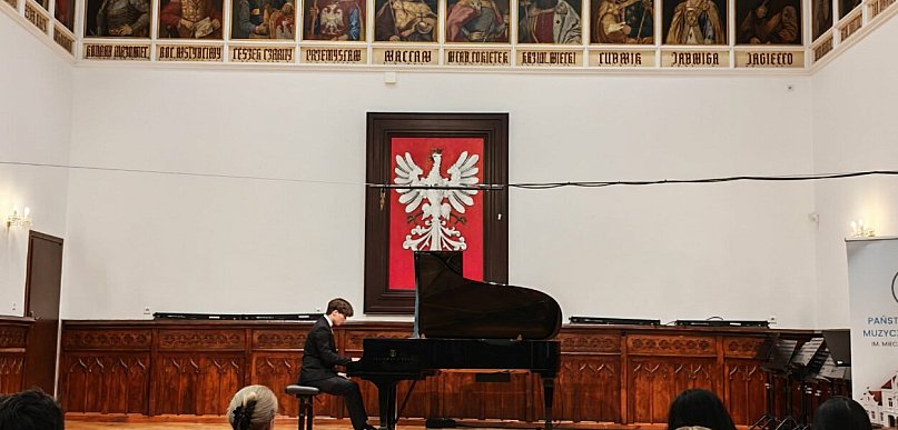 Mielecki pianista zaprasza na wyjątkowy recital. Allan Jurkowski zakończy edukację