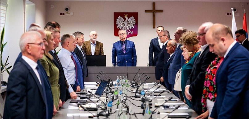 Szpitalna sesja może mieć ciąg dalszy. W tle referendum...