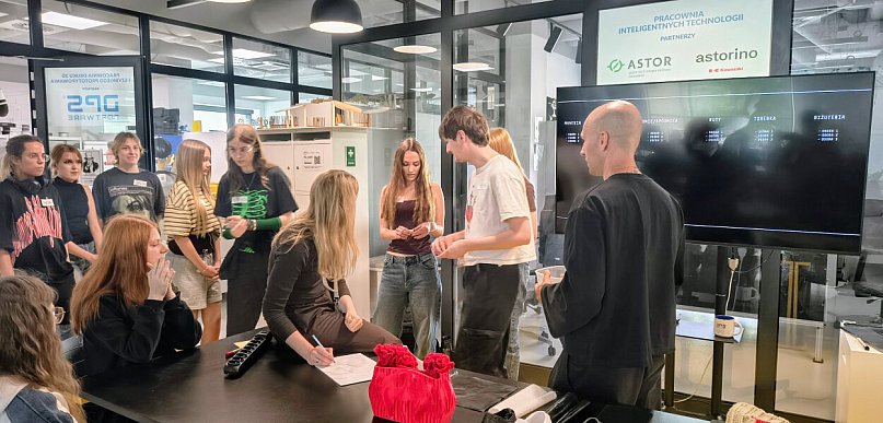 Uczennice mieleckiego „Elektryka” w prestiżowym projekcie Future Fashion [FOTO]