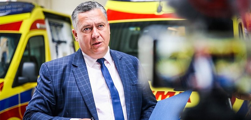 Kulisy powstania karetki w Przecławiu. Dyrektor pogotowia zabrał głos