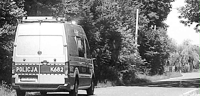 Tragedia w Izbiskach. W przydrożnym rowie znaleziono 65-latka