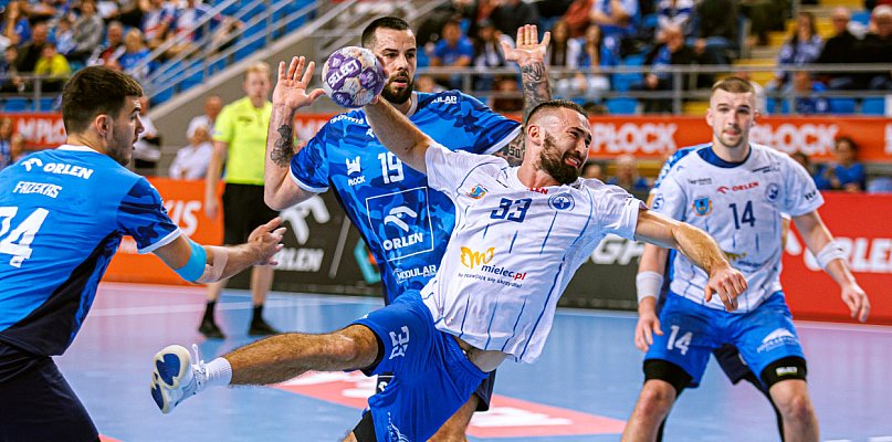 Stal bez szans w starciu z mistrzem kraju [FOTO] - 102314