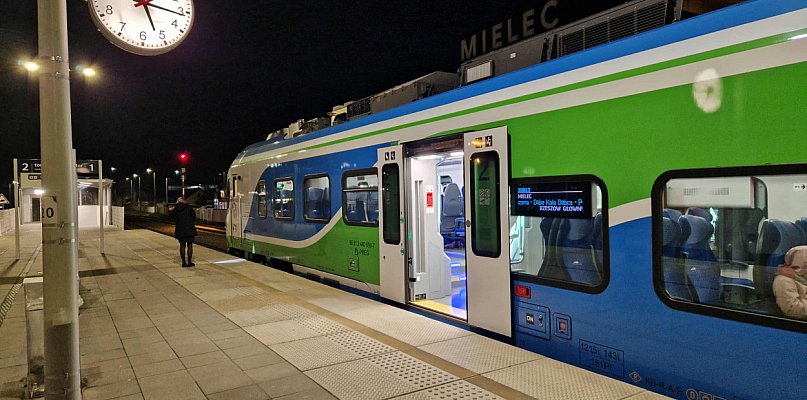 Nowy rozkład jazdy PKP: 3 minuty i mielczanie tracą kluczową przesiadkę na Kraków - 103290