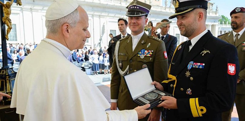 Mielczanin w Watykanie. Ks. kpt. Jacek Białek spotkał się z papieżem Leonem XIV
