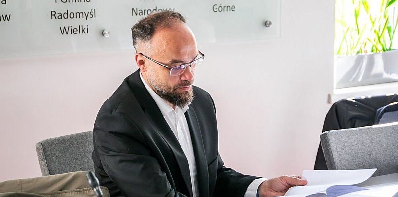 Radny powiatu mieleckiego apeluje o „trzymanie się faktów” w sprawie szpitala