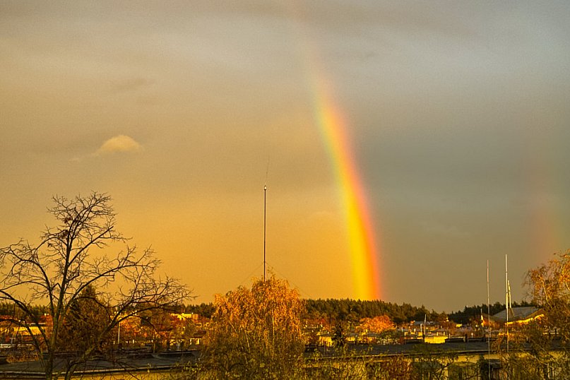 Zjawiskowa tęcza i zachód