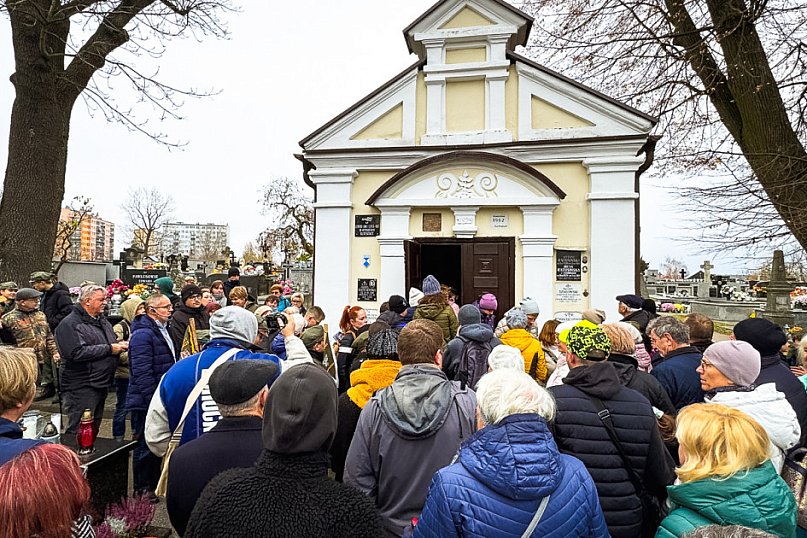 Historyczny spacer po Cmentarzu Parafialnym: Oni walczyli o wolność