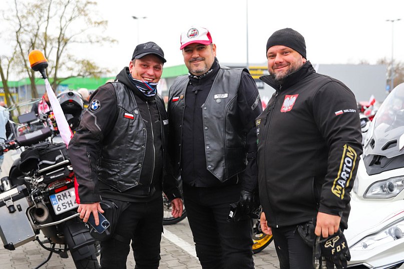 Święto Niepodlegości - Przejazd Mikołajów na Motocyklach