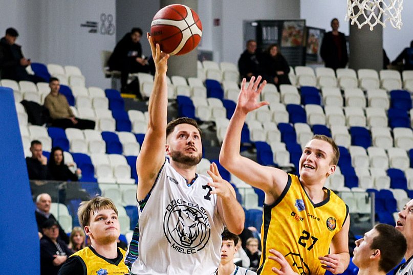 Koszykówka:  DZIKI MIELEC - PTG Sokół Łańcut