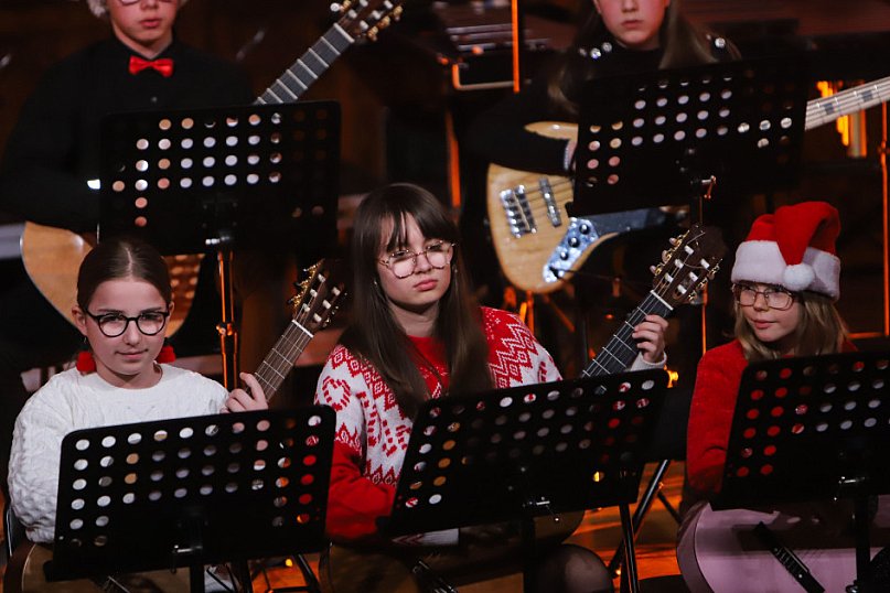 Koncert kolęd w Państwowej Szkole Muzycznej w Mielcu