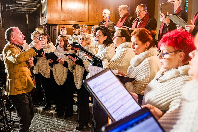 Chór AKORD na Mszy Świętej w parafii pw. MBNP