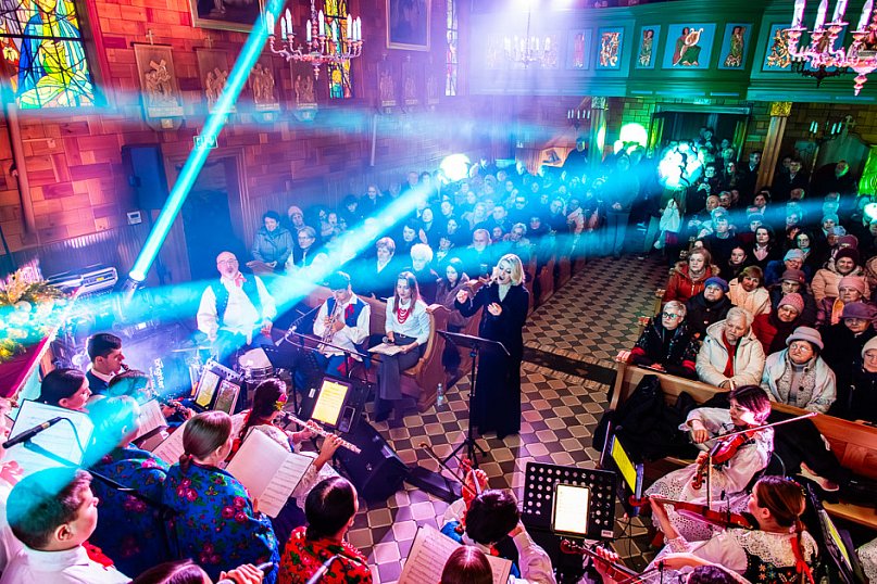 Rzeszowiacy z koncertem kolęd w Jamach