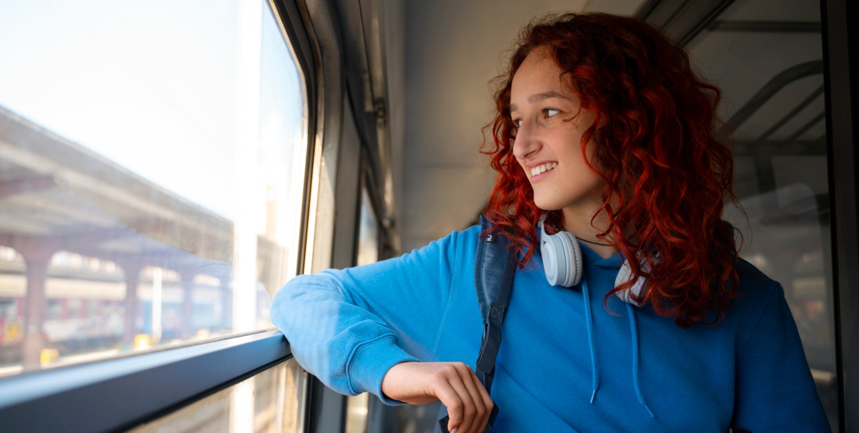 Pierwsza podróż bez rodziców — poradnik dla nastolatków jadących pociągiem