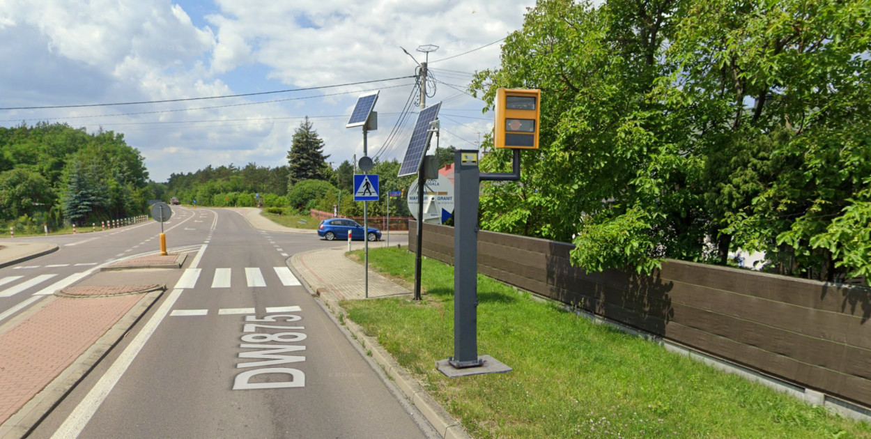 Wizualizacja fotoradaru w Przyłęku na bazie Google Maps. Opracowanie hej.mielec.pl