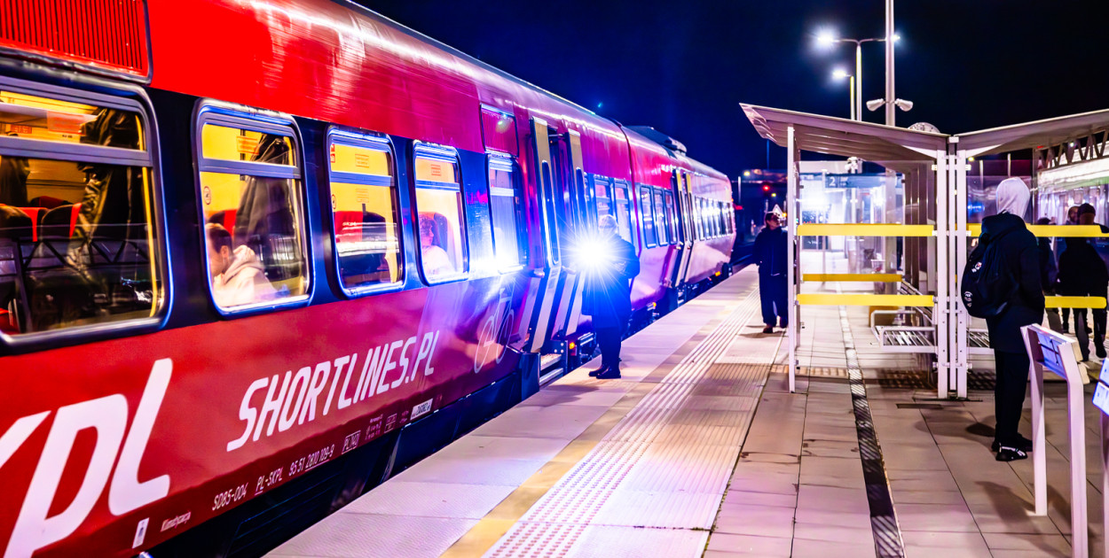 Pociągi Hetman i kasztelan na stacji Mielec w dniu 31 października 2025. Fot. Przemysław Cynkier, hej.mielec.pl