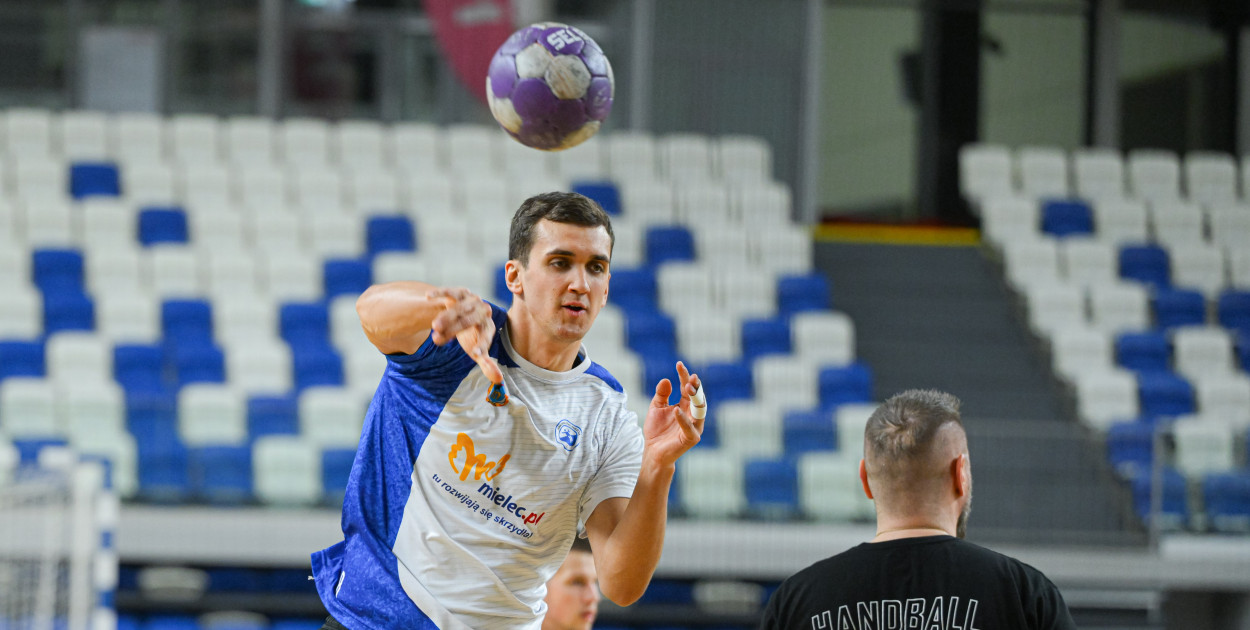 Fot. Handball Stal Mielec/ Michał Trzpis
