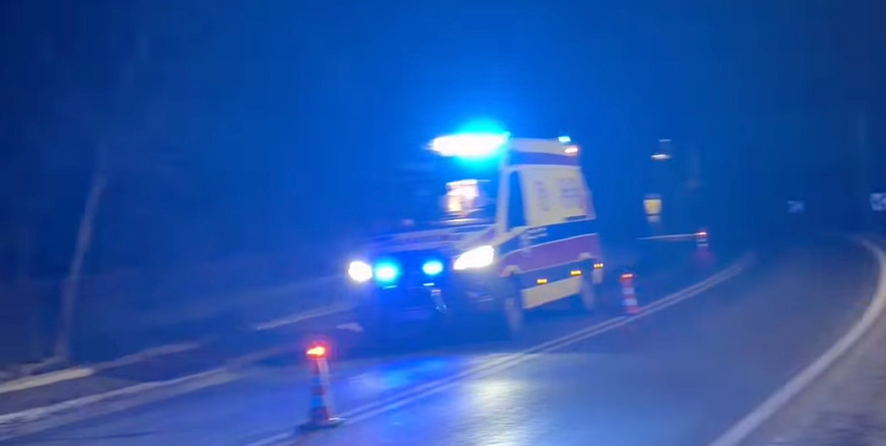 Wypadek w Zgórsku. Pijany kierowca doprowadził do zderzenia na DW984
