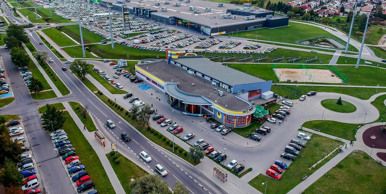 Zmiany na basenie Smoczka. Będzie pizza i sporty walki. Co dalej z kręgielnią?